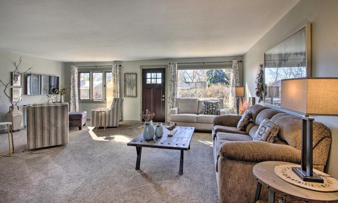 Bynum Casa | Cozy Choteau Home with Fire Pit, Grill, Yard!