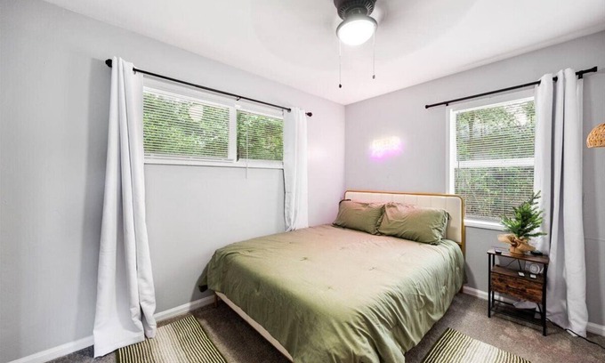 Macon Casa | Cozy & Clean 3 bed/ 1 bath in Macon