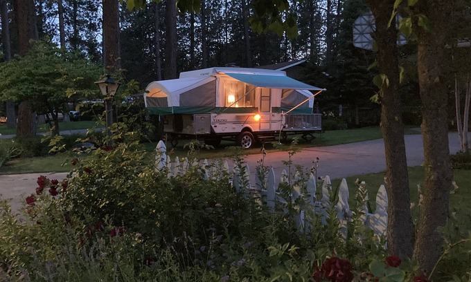 Coeur d'Alene Casa | Cozy, Clean, Comfy, Paved Bike Trail, Centrally located Beautiful Hayden