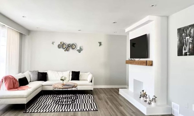 Oakville Casa | Cozy & clean, Eastlake Oakville 3 bed 2.5 bath