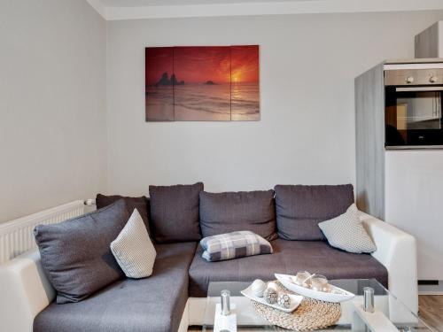Gross Schwansee Apartamento | Cozy Coastal Escape with Garden