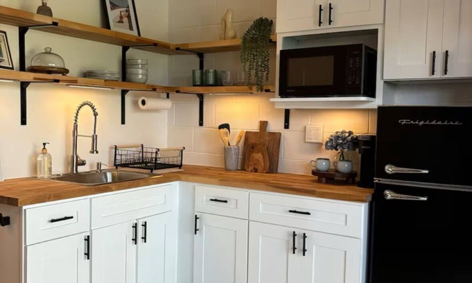 Fire Mountain Apartamento | Cozy Coastal Studio Near Beach