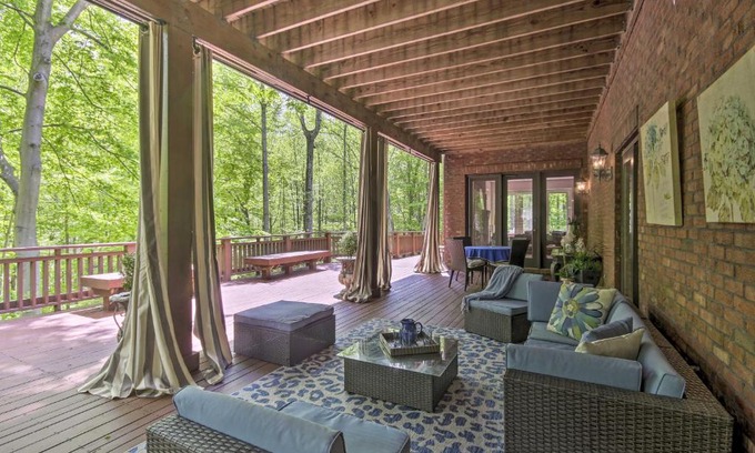 Long Green Apartamento | Cozy Cockeysville Retreat with Furnished Deck!