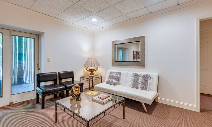 Long Green Apartamento | Cozy Cockeysville Retreat w/ Furnished Deck!