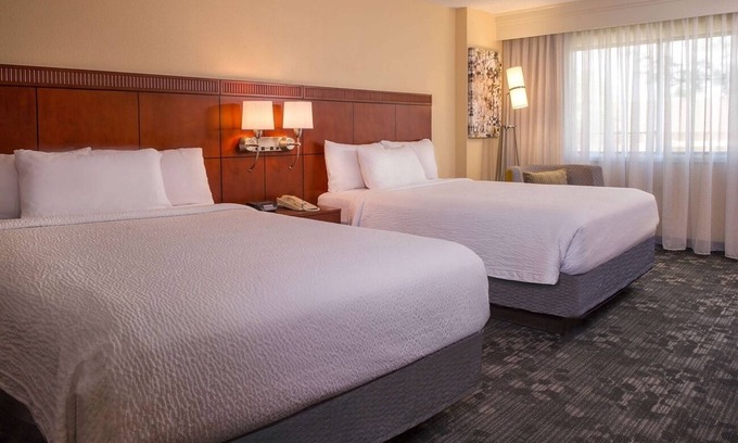 University Place Hotel | Cozy Comfort Near PNC Pavilion | 1BR Unit w/ Balcony, Gym, Pool, Pets Welcome