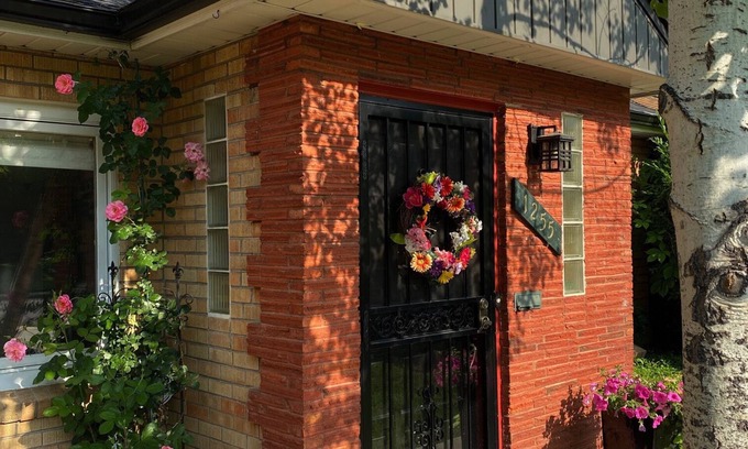 Montclair Casa | ¡NUEVO LISTADO! Acogedora casa de campo "inglesa" en el lado este del centro de Denver