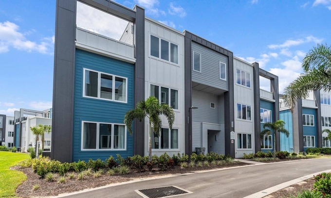 Reunion Condominio | Cozy condo near Disney with Resort & Waterpark Access - B5-120