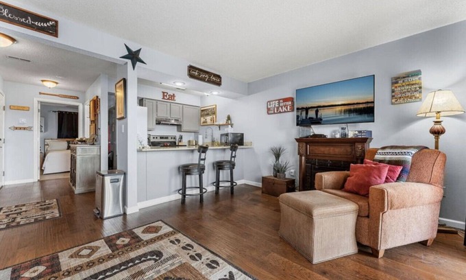 Notch Estates Apartamento | Cozy Condo near SDC and Branson