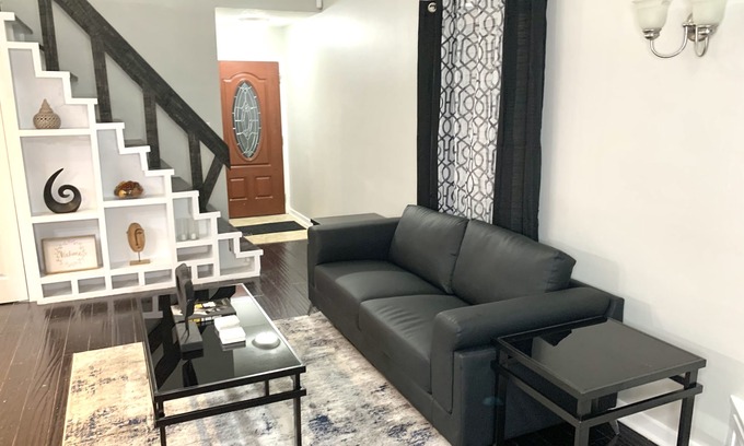Tougaloo Condominio | 🏡 Cozy Condo Sleep 6! Close to Shopping & Downtown