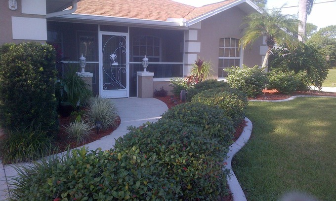 North Port Casa | Cozy Corner Home cerca de Warm Mineral Springs and Beaches!