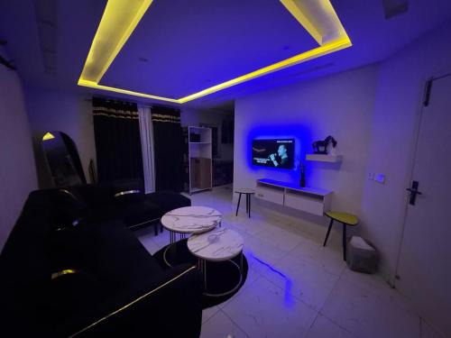 Bahria Town Apartamento | Cozy corner & luxury hotel apartment