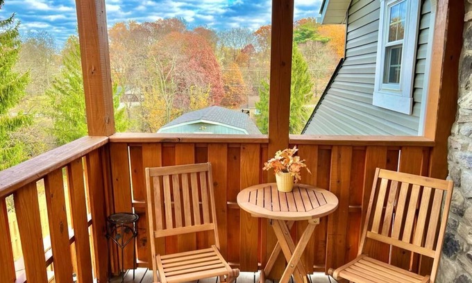 Racine Apartamento | Cozy Corner on Zimmerle