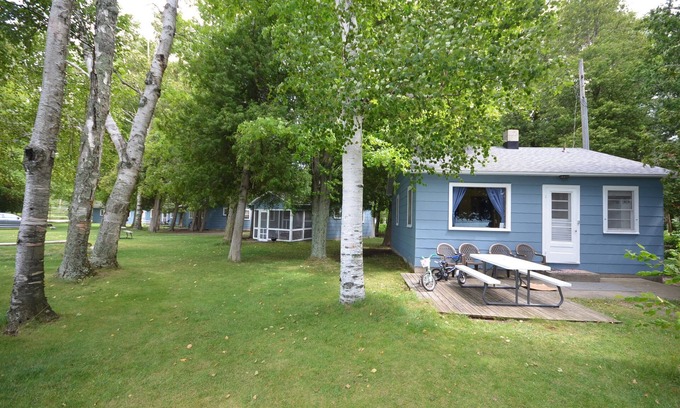 Maple City Casa | Brookhaven Resort cottages-Big Glen Lake- ¡Alquile 1 o 5 casas!