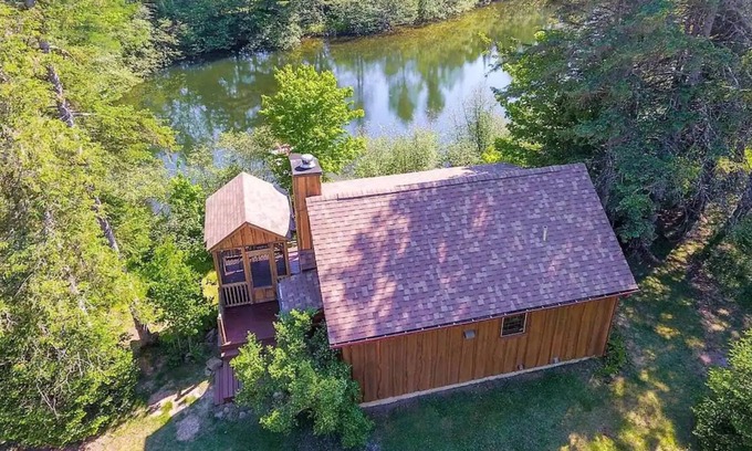Wentworth-Nord Chalet De Esquí | Cozy cottage by the water