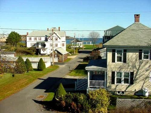 York Beach Casa | Cozy Cottage by the Sea - Y672 Brought to you by GetAway Vacations