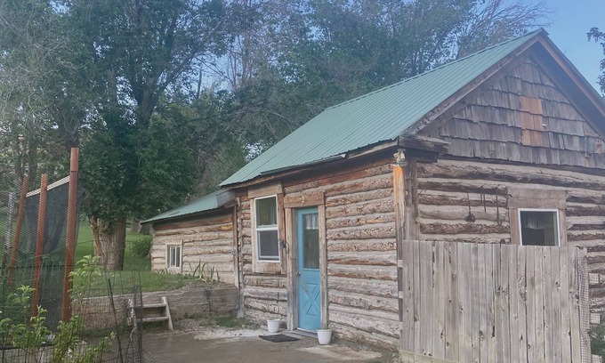 Manila Cabina | Cozy Cottage Cabin