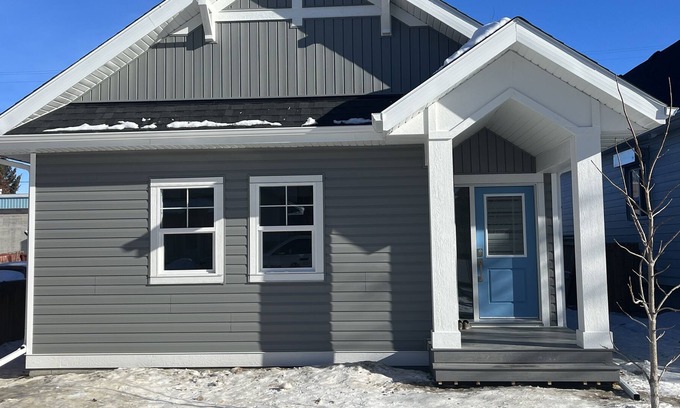 Sylvan Lake Cabina | Cozy Cottage Close to Public Beach
