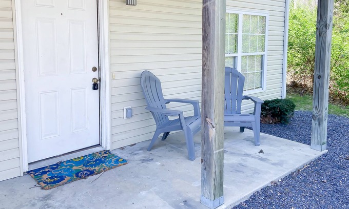 Rolla Casa | Cozy Cottage Feel Apartment