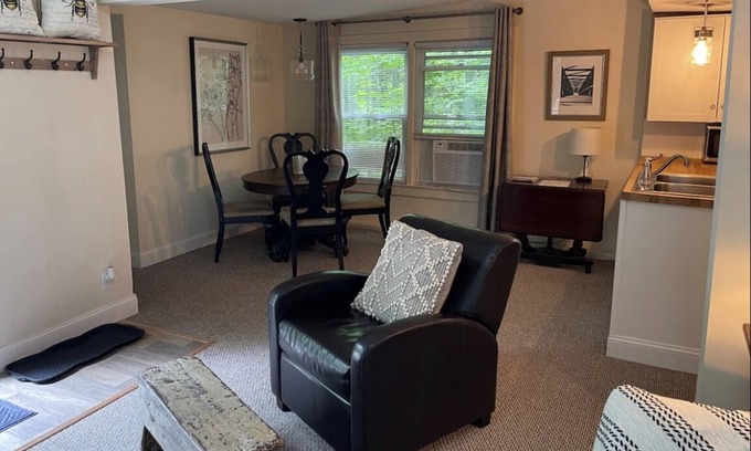 West Saugerties Cabina | Cozy Cottage For Two