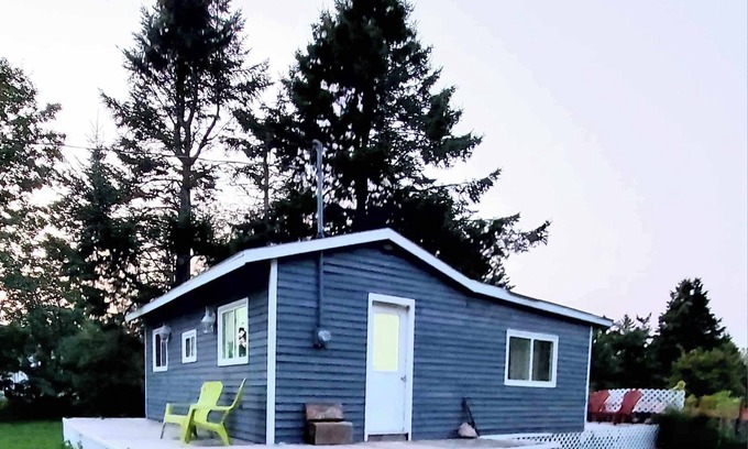 Maitland Cabaña | COZY COTTAGE IN SELMA Opens for 2025 season in April