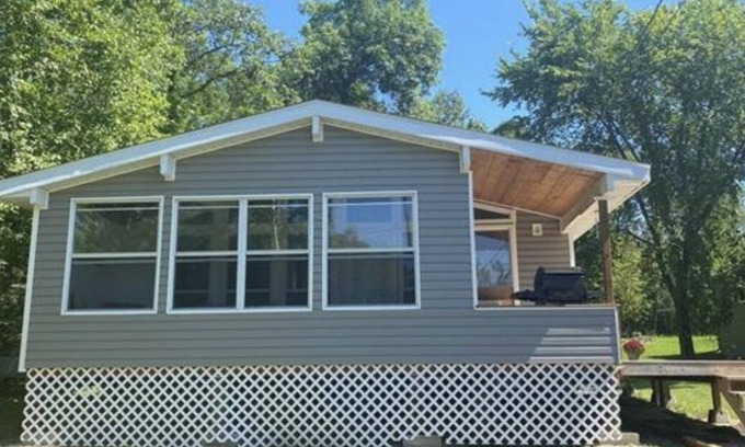 Beaconia Cabina | Cozy Cottage in Sweet Lakeshore Heights