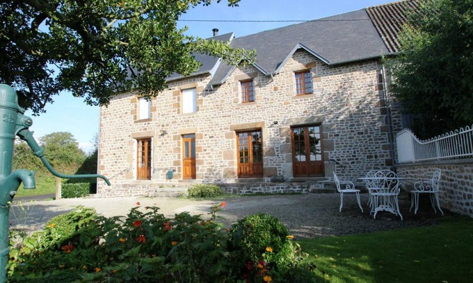 Lolif Cabaña | Casa de Campo Cerca del Mont Saint Michel, con Jardín y BBQ