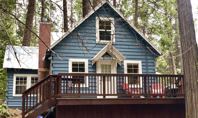 Long Barn Cabina | Acogedora cabaña cerca de Pinecrest / Dodge Ridge ** WiFi **