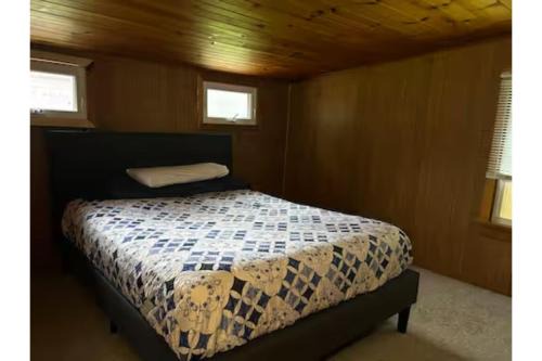 Waynesboro Casa | Cozy Cottage near Skiing, Gettysburg, and Hiking
