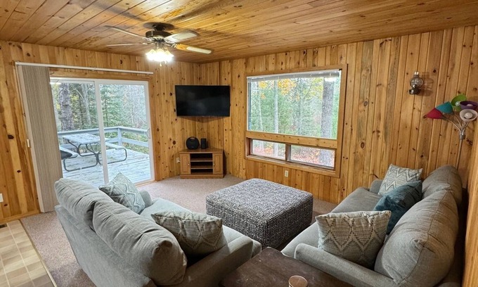 Goodman Casa | Cozy cottage on 20 acres near ATV/UTV & snowmobile trails