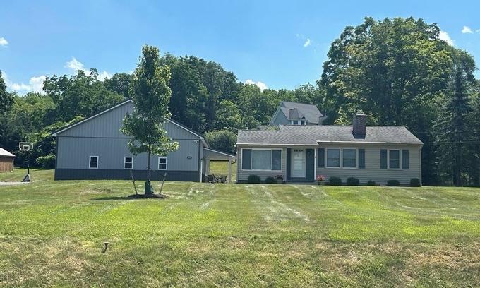 Rushville Cabaña | Attention Leaf Peepers….Your cabin awaits!
