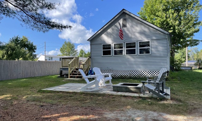 Belgrade Cabina | Cozy Cottage on Ellis Pond-Cabin #2 at Kozy Cove