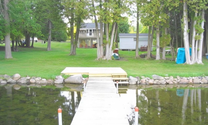 Lakefield Casa | Cozy Cottage on Katchawanooka Lake