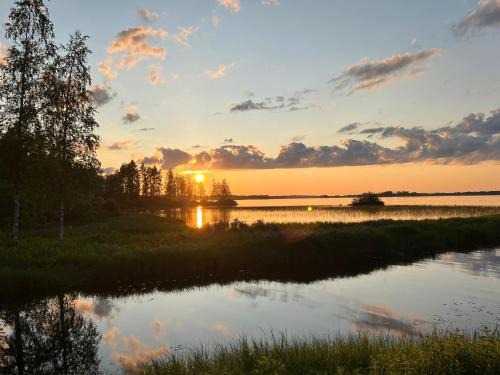 Kyyjarvi Casa | Cozy cottage on lake