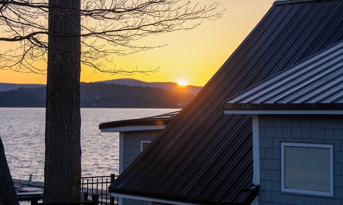 Malletts Bay Cabaña | Cozy Cottage on Lake Champlain with Incredible Views and Outdoor Space!