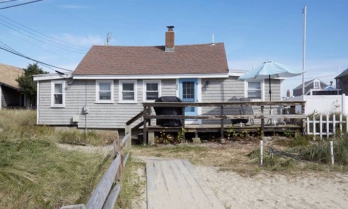 Plymouth Cabaña | Cozy cottage on White Horse Beach. Steps from the ocean!