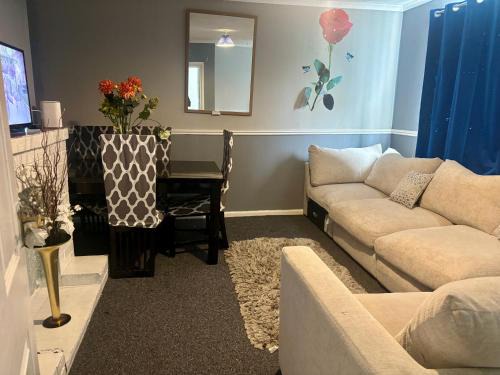 Tipton Casa | Cozy Cottage Retreat in Tipton