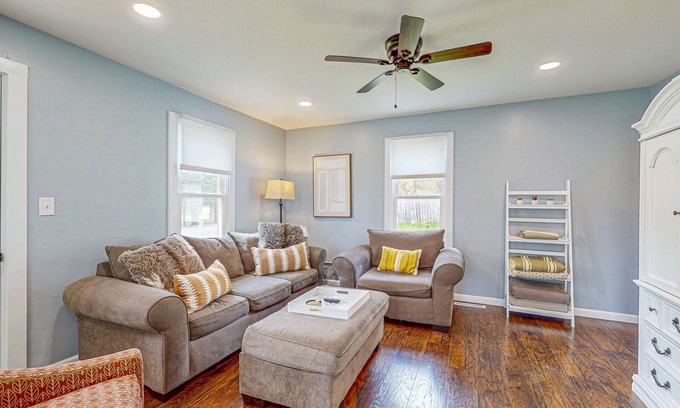 Bellaire Casa | Cozy Cottage – Walk to Beach, Brewery & More | Near Torch Lake & Shanty Creek