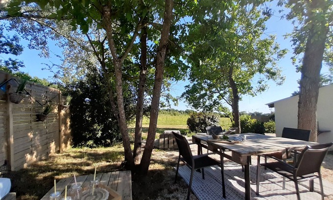 Sallertaine Cabaña | Escapada de Bienestar: Gîte en Naturaleza con Jardín, Terraza y Spa Privado