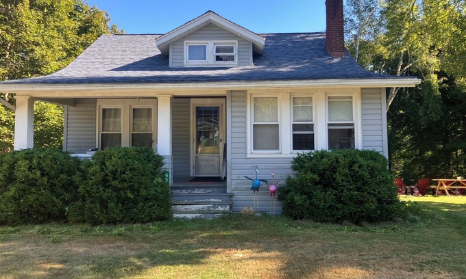 Sandy Lake Casa | Cozy Country Cottage in Sandy Lake