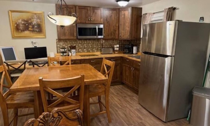 Fredonia Casa | Cozy country Easy Peasy