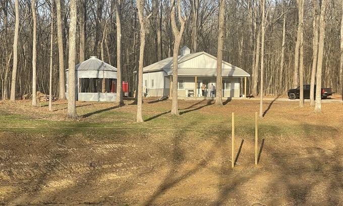Perry County Casa | Cozy Country Getaway Cabin Barndominium on 115 wooded acres