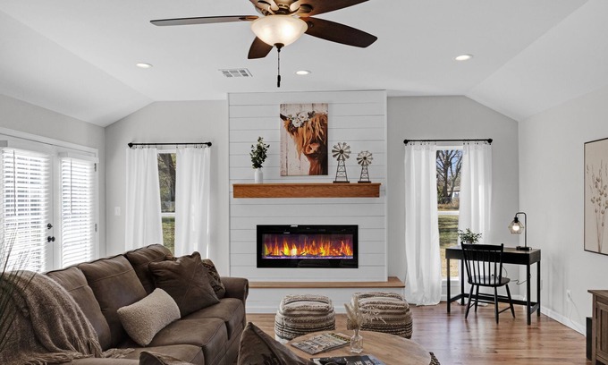 Tulsa Casa | Cozy Country Retreat Just Outside The City