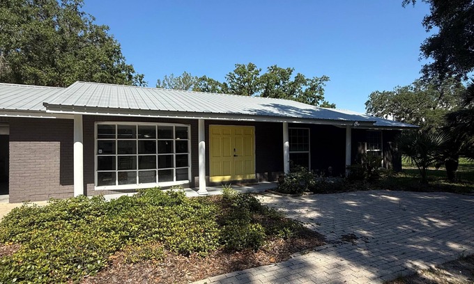 Dade City Casa | Cozy Countryside Retreat — 3 bedroom home with WiFi and AC in Dade City Florida
