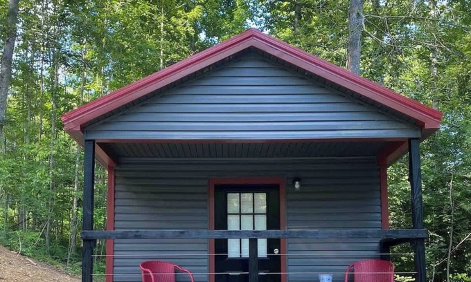 Primrose Cabina | Cozy Couples/Climbing Getaway in Heart of RRG!
