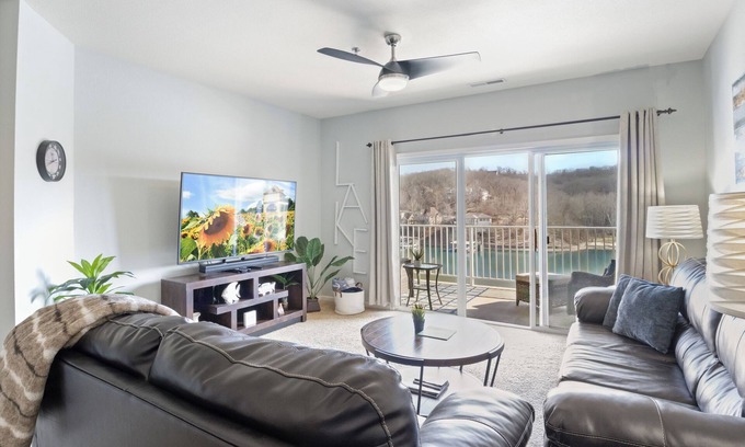 Camdenton Condominio | Cozy Cove/Near Ozark Amphitheater