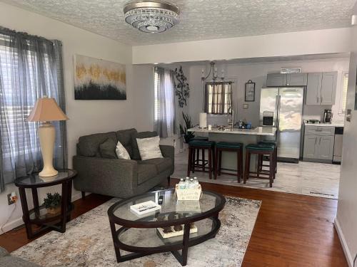 Danville Casa | Cozy Cove of Danville LLC