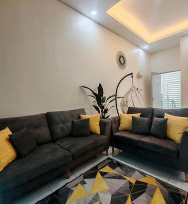 Mantin Apartamento | Cozy CR Homestay Nilai Pajam with Netflix WiFi