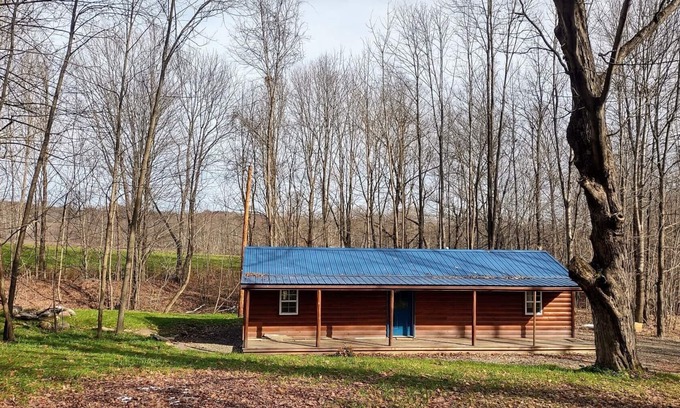 Centerville Cabina | Cozy Crawford Cabin