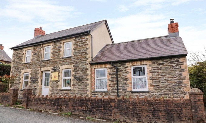Llandysul Cabaña | Cosy Cwtch Cottage, PENRHIWLLAN