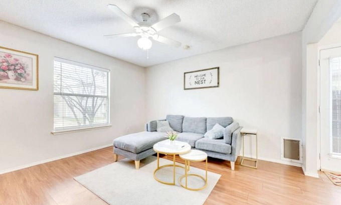 Oak Cliff Casa | Cozy Dallas Casa – 5 beds / 9 people - Bishop Arts